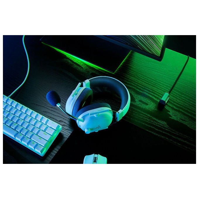 Razer RZ04-04530400-R3M1 BlackShark V2 Pro Auricolare Wireless Gaming con Microfono a Asta Frequenza 12 - 28000 Hz Bluetooth colore Bianco