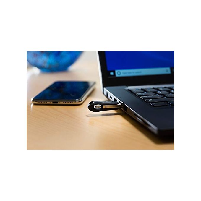 SanDisk 64GB iXpand Flash Drive Go with Lightning and USB 3.0 connectors, for iPhone-iPad, PC and Mac