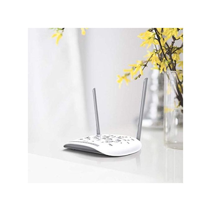 TP-Link TD-W8961N Modem Router Wireless ADSL2+ 300 Mbps Wi-Fi 4 802.11n 4 Porte Fast Ethernet QoS colore Bianco