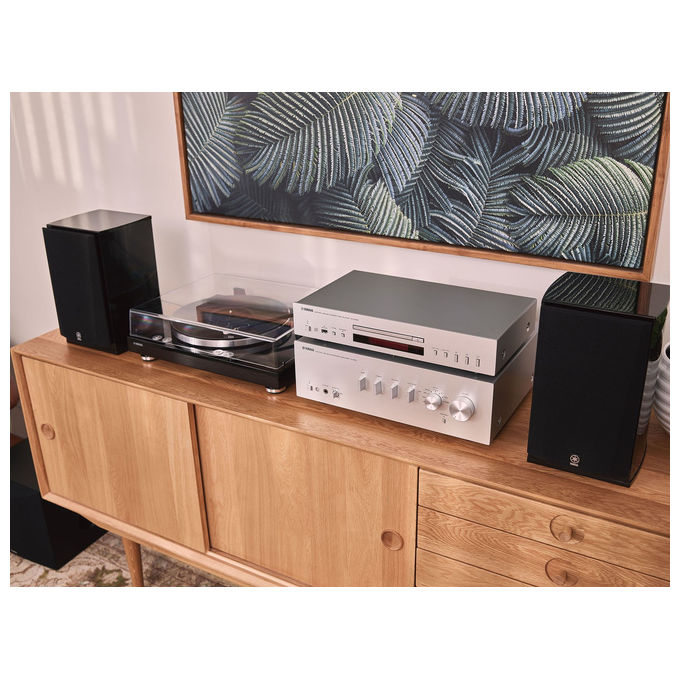 Yamaha TT-S303 Giradischi Tradizionale a Cinghia con Preamplificatore Incorporato Uscita Phono e di Linea Braccio Diritto 4.8 Kg colore Nero