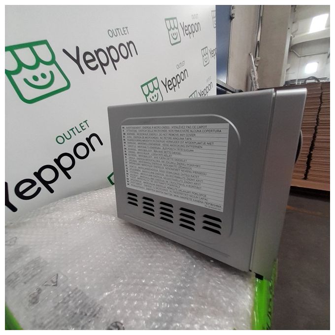[ComeNuovo] Sharp R‑642INW - Forno a microonde combinato, 20 L, 800 W, Classe A, Funzioni: microonde, grill al quarzo 1 000 W, 11 livelli di potenza, 8 programmi automatici, display touch, timer 95 min, avvio rapido +1', piatto rotante Ø 25,5 cm, colore a