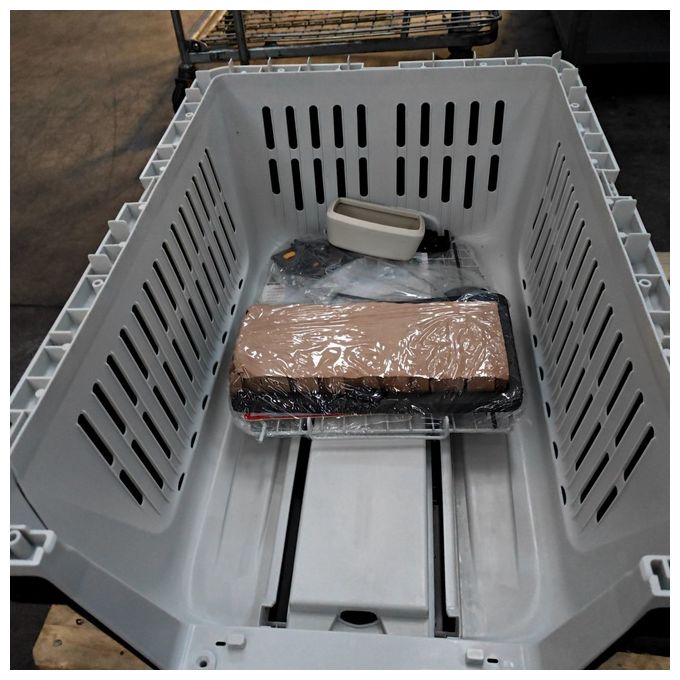 [ComeNuovo] Ferplast Trasportino per cani di taglia media ATLAS 50 PROFESSIONAL Box per Trasporto Cani con ciotola inclusa Porta in acciaio plasticato Sistema di chiusura di sicurezza Griglie per l'aerazione 555 x 81 x h 60 cm.