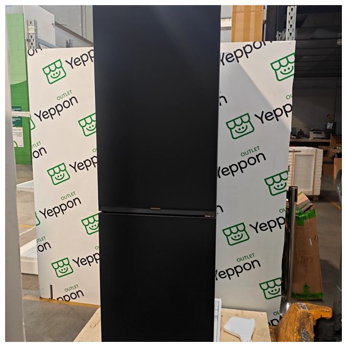 [ComeNuovo] Candy CNCQ2T618EB Frigorifero Combinato Capacita' 355 Litri Classe energetica E Raffreddamento No Frost colore Nero