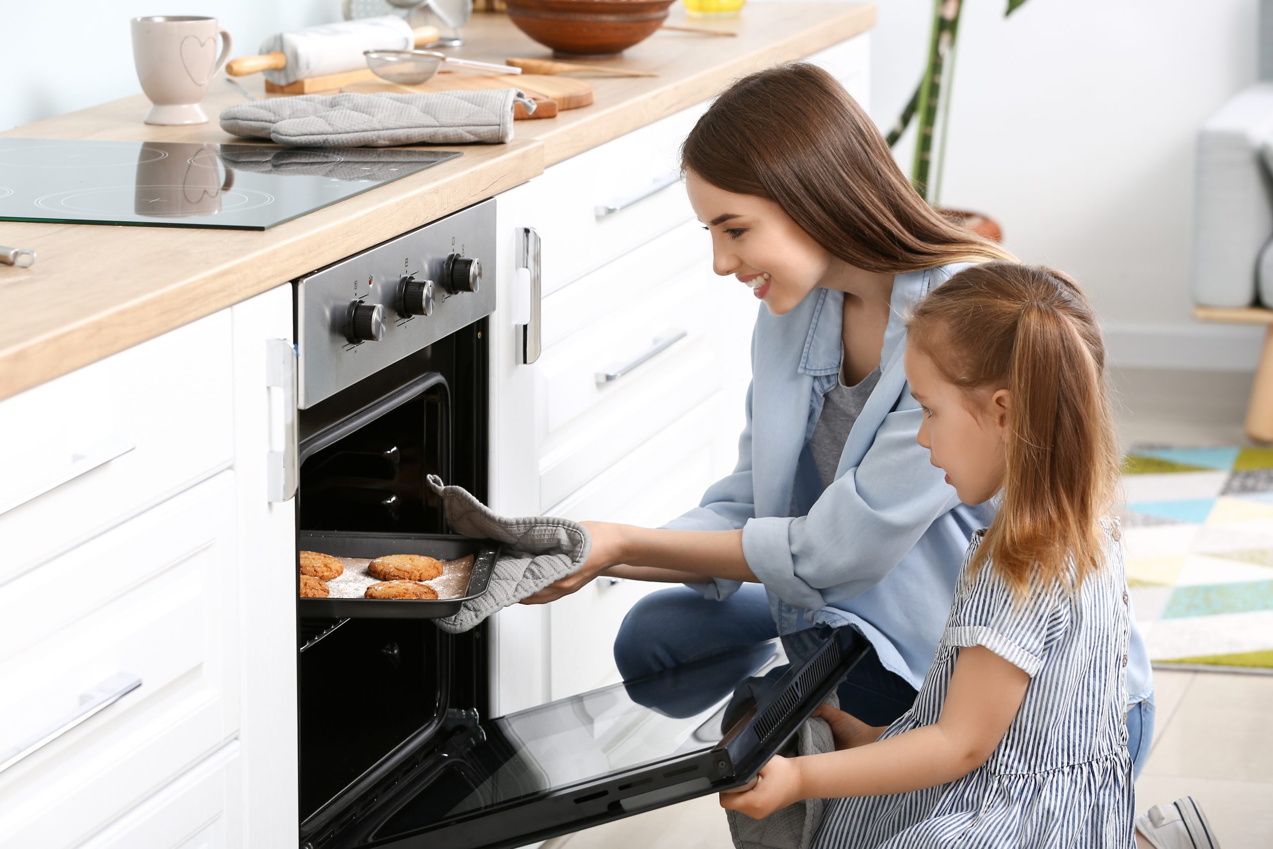 Pulire il forno senza esalazioni tossiche 