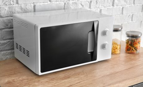 Modern,Microwave,Oven,In,Kitchen microonde