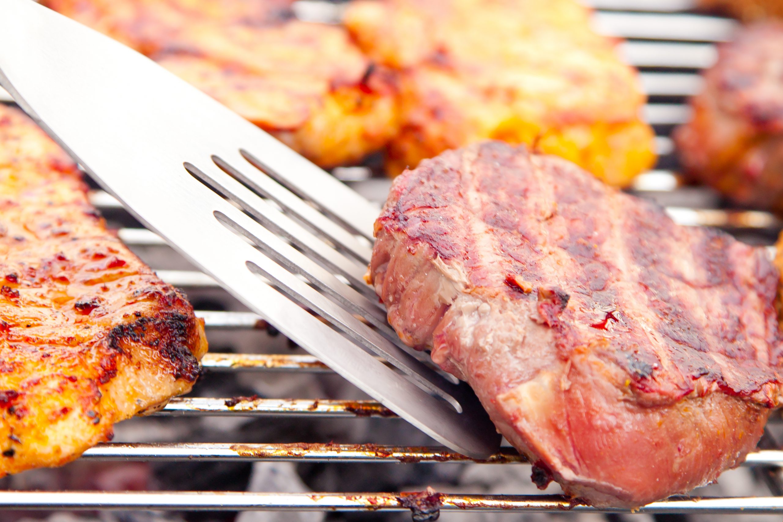 Scegli il Miglior Barbecue a Carbonella per Grigliare in Ogni Occasione -  YepBlog - Guide agli acquisti e Magazine di Yeppon