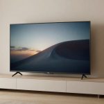 Soggiorno moderno con smart TV 65 pollici